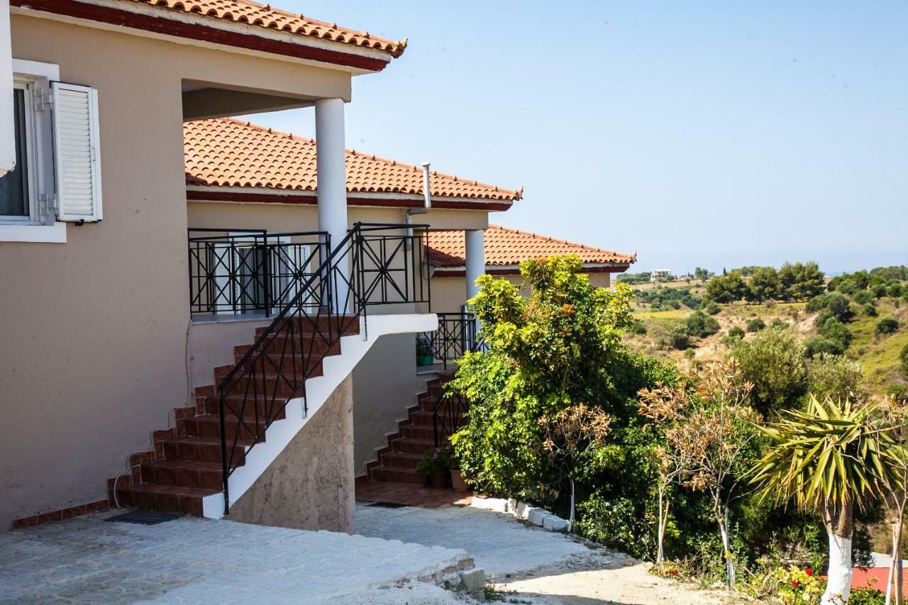 Maspali Apartments Lixouri Exterior photo